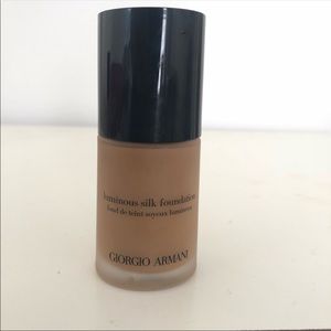 Giorgio Armani Luminous Silk Foundation FULL SIZE
